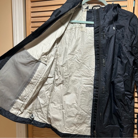 LLBean Raincoat - Picture 3 of 6